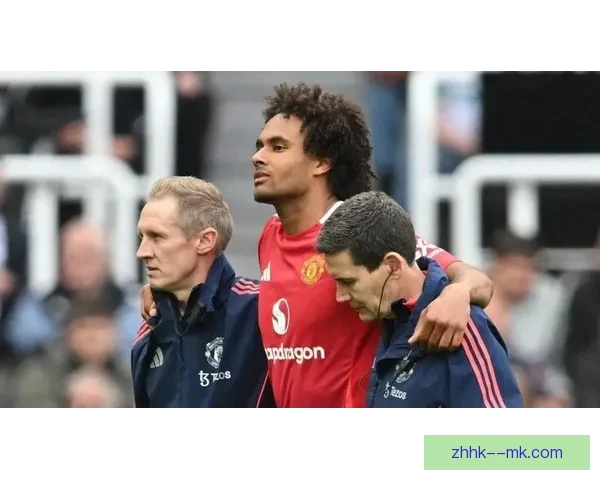 曼联正式官宣齐尔克泽加盟球队开启新赛季征程